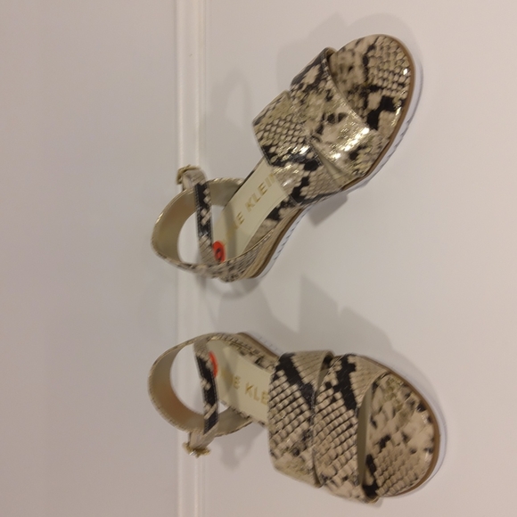 Anne Klein "Nadina" Iflex Snakeskin Print Sandal NEW- Sz. 6 - Picture 3 of 10